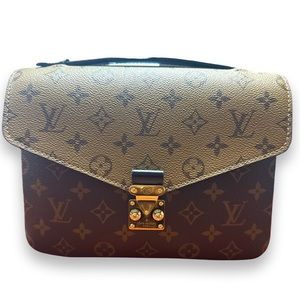 Louis Vuitton Pochette Métis  Cross Body Bag